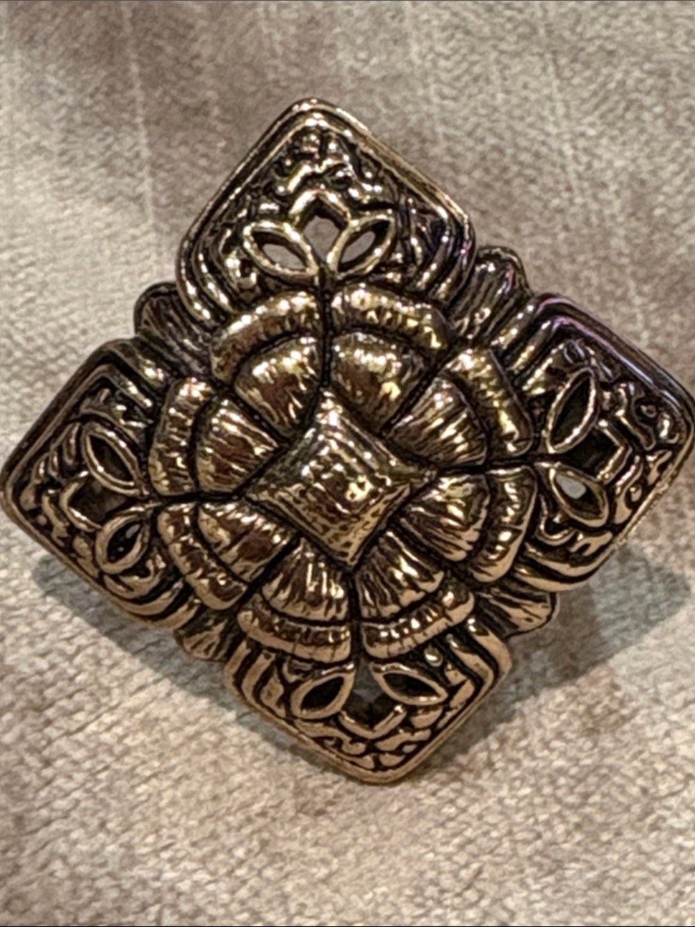 Studio Barse Antique Brass Floral Cushion Style Statement Ring Size 8.5